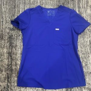 Xs blue Figs technical collection top